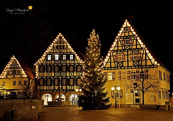 Marktplatz in Pfullingen zur Adventszeit